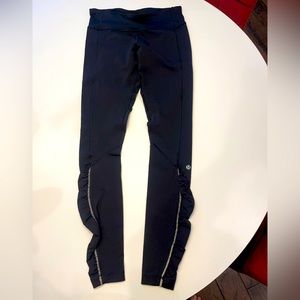 Lululemon Full Tilt running tight